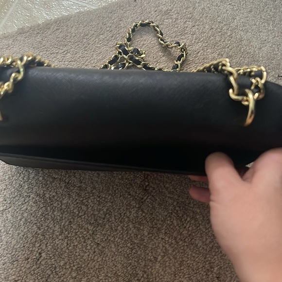 Tory Burch - Picture 3 of 5